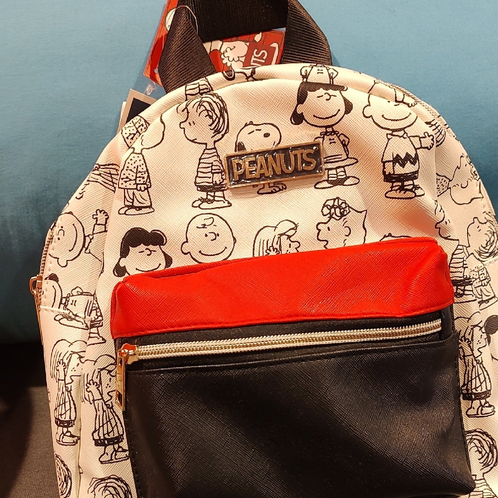Peanuts Red and Black Bag with Iconic Cartoon Design